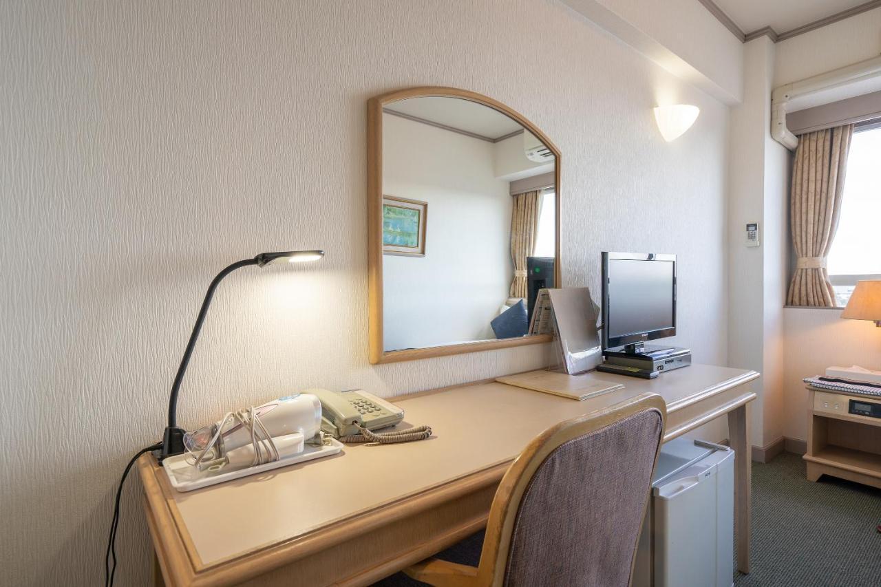Tabist Hotel Ginga Kisarazu Exterior foto